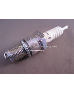 Spark plug B7ES GT750/550/380